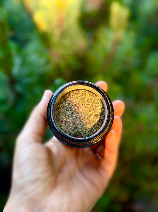 Forest Nourish, spice / mineral blend wild green